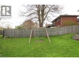 88 GILMOUR Crescent - 31