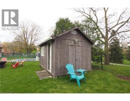 88 GILMOUR Crescent - 32