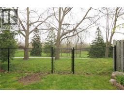88 GILMOUR Crescent - 34