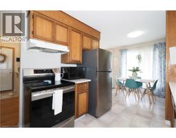 88 GILMOUR Crescent - 9