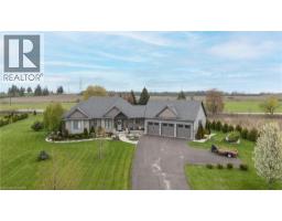 6 MACNEIL Court - 1