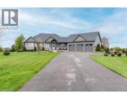6 MACNEIL Court - 2