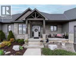 6 MACNEIL Court - 3
