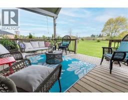 6 MACNEIL Court - 34