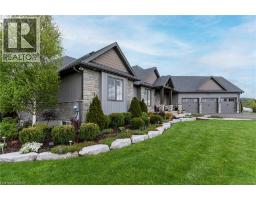 6 MACNEIL Court - 43