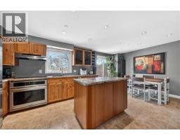 195 OLD CARRIAGE Drive - 11