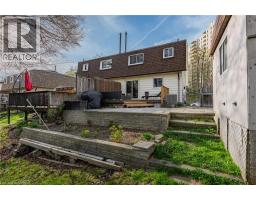 195 OLD CARRIAGE Drive - 32