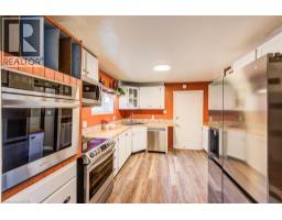 186 NORWICH Avenue - 22