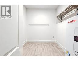 1 REDFERN Avenue UnitNo. 217 - 36