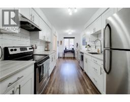 7 DAVIDSON Boulevard UnitNo. 14 - 15