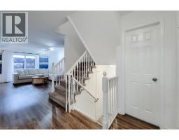 7 DAVIDSON Boulevard UnitNo. 14 - 32
