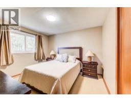 18 QUEENSTON Crescent - 22