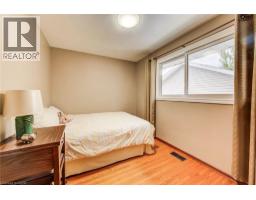 18 QUEENSTON Crescent - 24