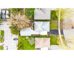 18 QUEENSTON Crescent - 47