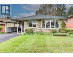 18 QUEENSTON Crescent - 9