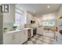 105 WEIR Street S - 10