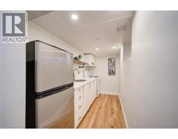 105 WEIR Street S - 19