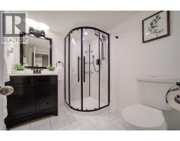 105 WEIR Street S - 22
