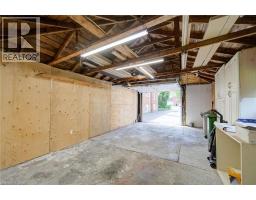 105 WEIR Street S - 25