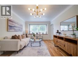 105 WEIR Street S - 7