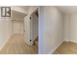 19 HILBORN Street - 35