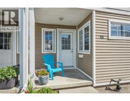 23 HOWE Drive UnitNo. 8 - 3
