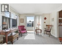 33 FAIRVIEW Crescent - 23
