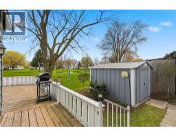 33 FAIRVIEW Crescent - 24