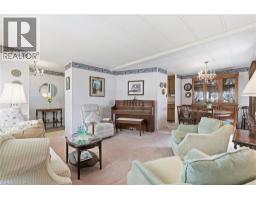 33 FAIRVIEW Crescent - 9