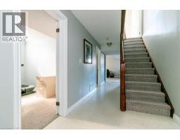 35 HORIZON Court - 36