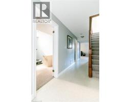 35 HORIZON Court - 37