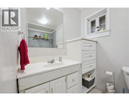 105 SNYDER S Road W - 14