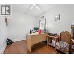 105 SNYDER S Road W - 16