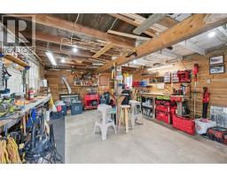 105 SNYDER S Road W - 30