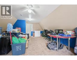 105 SNYDER S Road W - 32