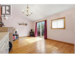 572 DOWNIE Street - 21