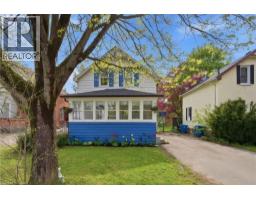 572 DOWNIE Street - 3