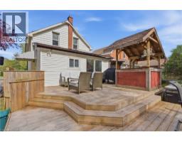 572 DOWNIE Street - 35