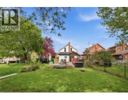 572 DOWNIE Street - 40