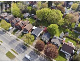 572 DOWNIE Street - 43