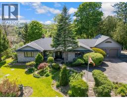 91 LIMERICK Drive - 1