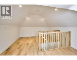2 ESSON Street - 30