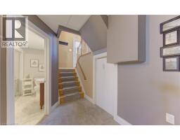 10 BOSWORTH Crescent - 22