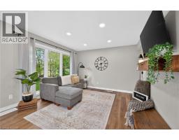 34 OTTAWA Street S - 10