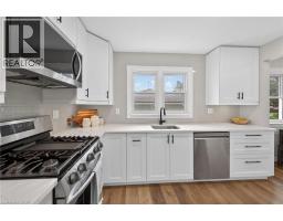 34 OTTAWA Street S - 17