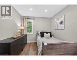 34 OTTAWA Street S - 25