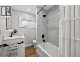 34 OTTAWA Street S - 26