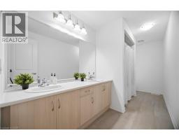 12 SHAWBRIDGE Court - 31