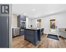255 MACNAB Street - 12