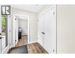 255 MACNAB Street - 22